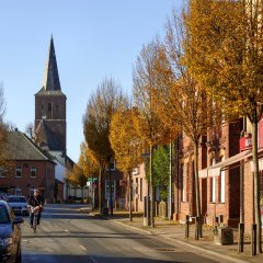 Hauptstraße in Millingen