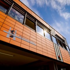 Rheinschule am Schulzentrum - Link öffnet seitenüberlagerndes Dialog-Fenster