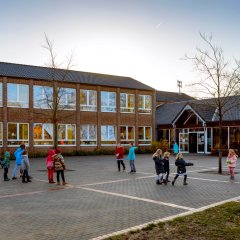 Grunschule in Mehr - Link öffnet seitenüberlagerndes Dialog-Fenster