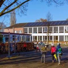 Schulhof der Grundschule Millingen