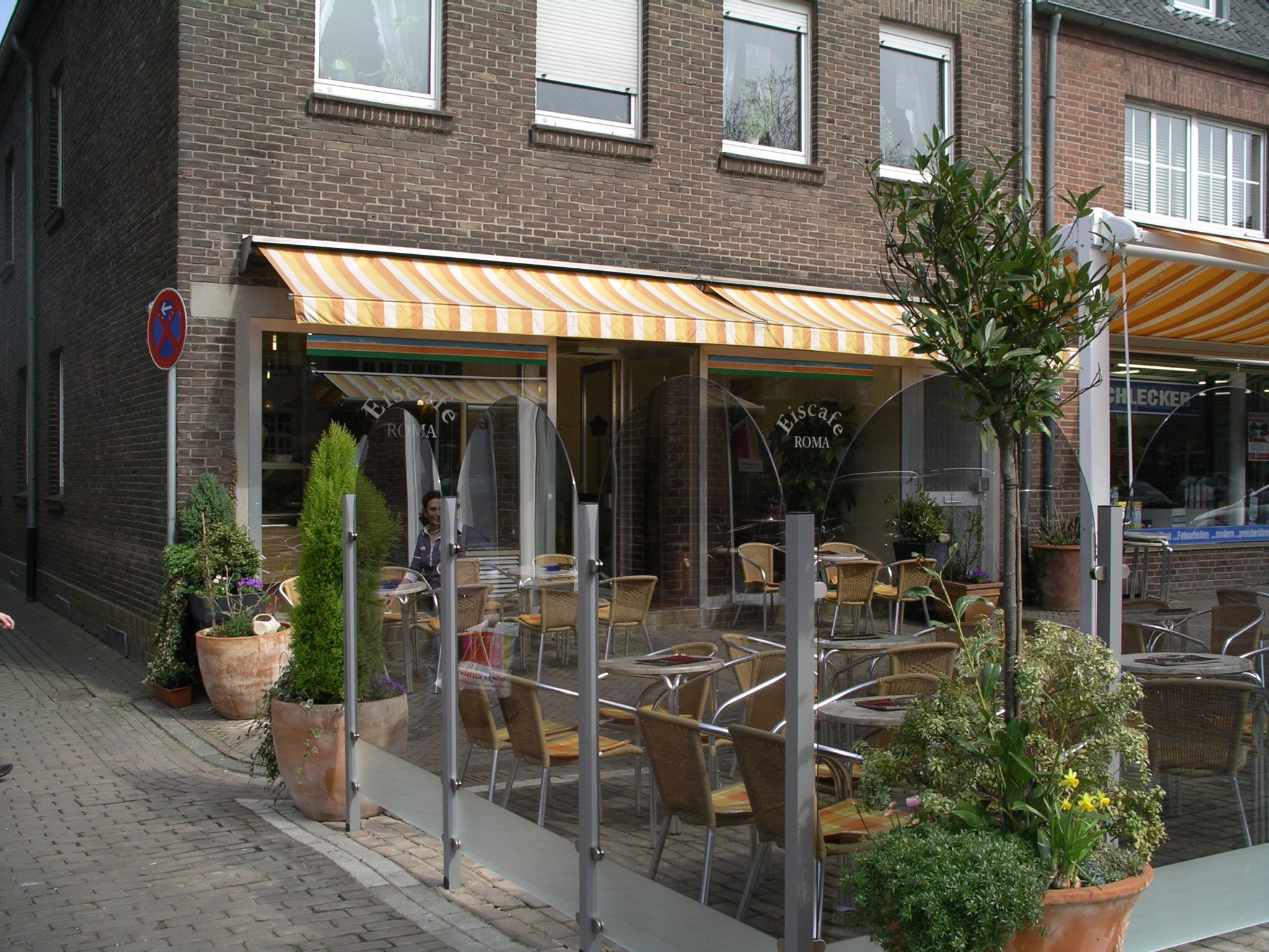 Eiscafe Roma.jpg