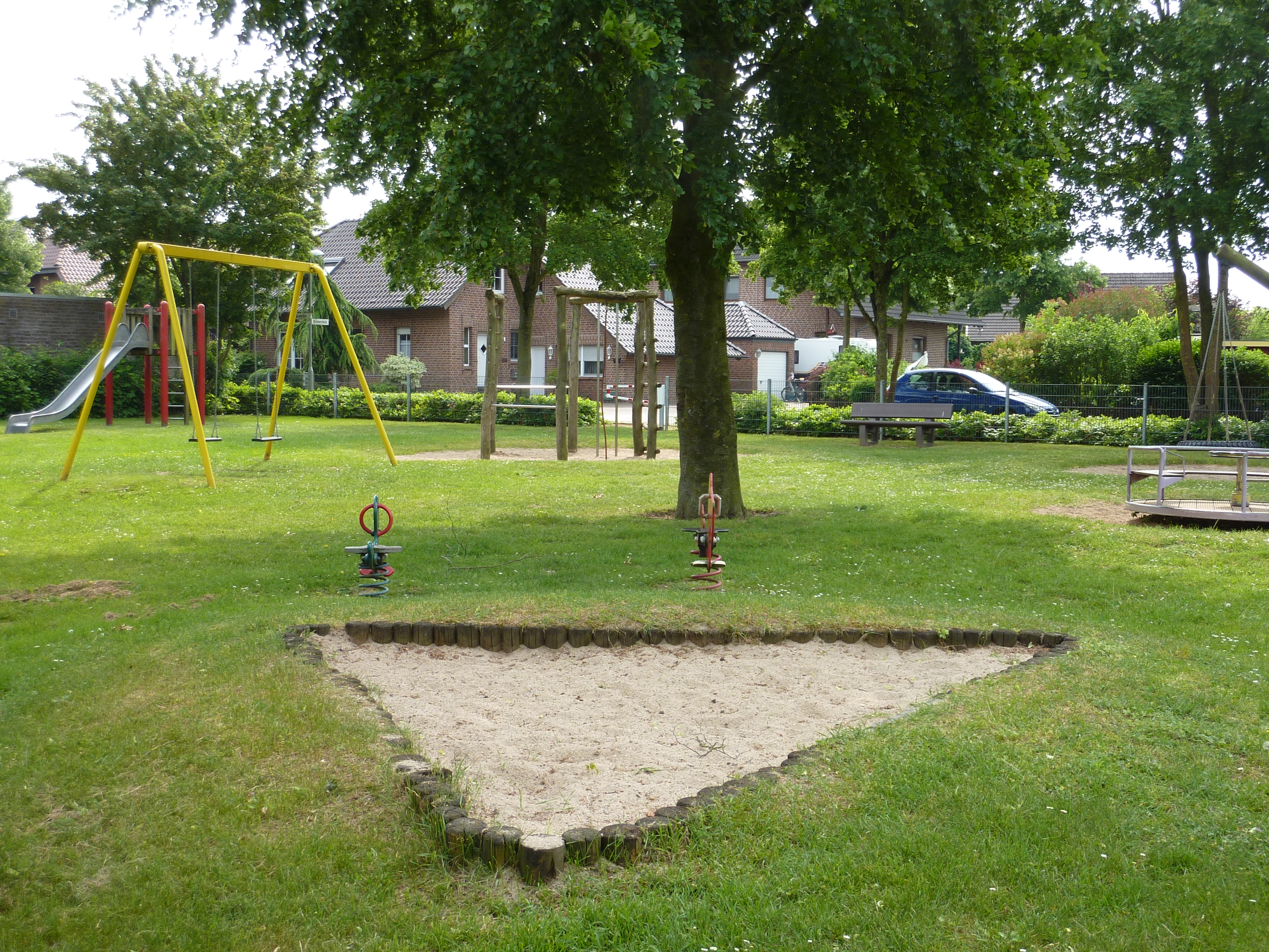 Spielplatz Drieversfeld.JPG