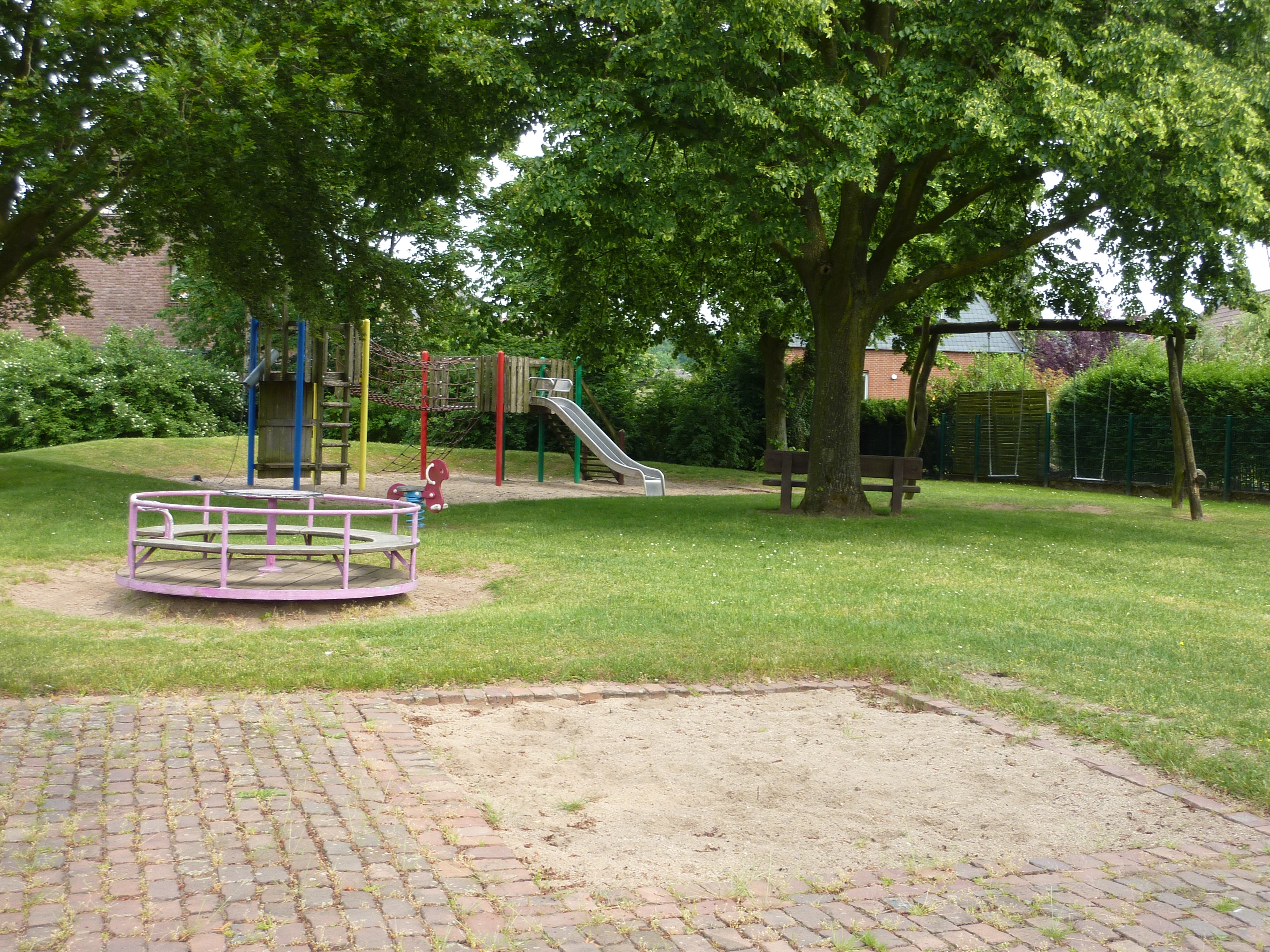 Spielplatz Pockenkathweg.JPG