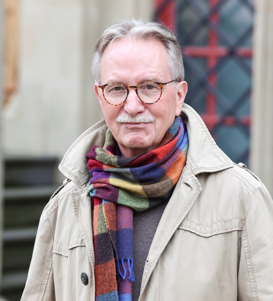 Dr. Veit Veltzke ist den Hanse-Rätseln in seiner Lesung auf der Spur. 